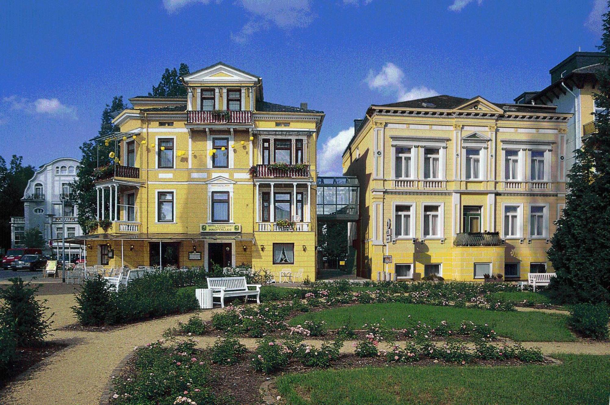 Hotel An Der Hauptallee บัดเพอร์ทอนท์ ภายนอก รูปภาพ